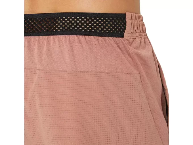 ACTIBREEZE 7IN LIGHT WEIGHT WOVEN SHORTS