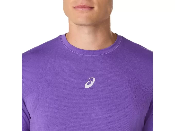 ROAD SEAMLESS SHORT SLEEVE TOP